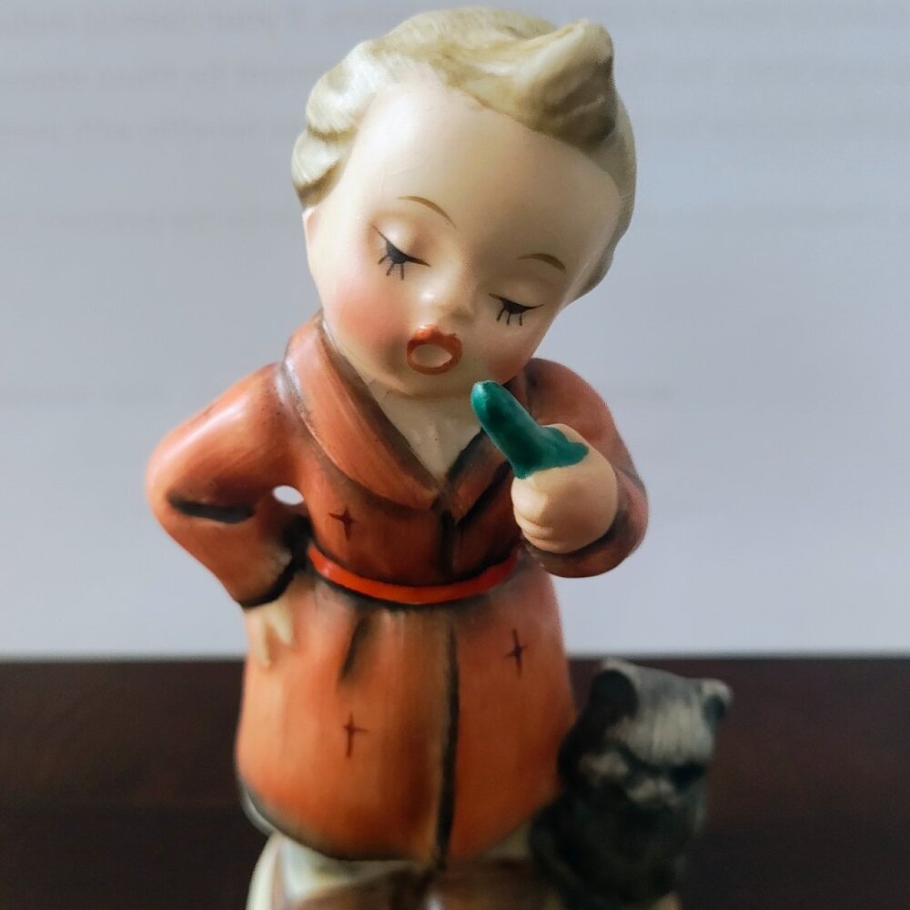 VINTAGE  YOUNG BOY  NAPCO  AH901 FIGURINE